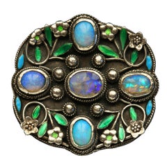 Arthur & Georgie Gaskin Spilla floreale in argento con smalto opale a reticolo di rose