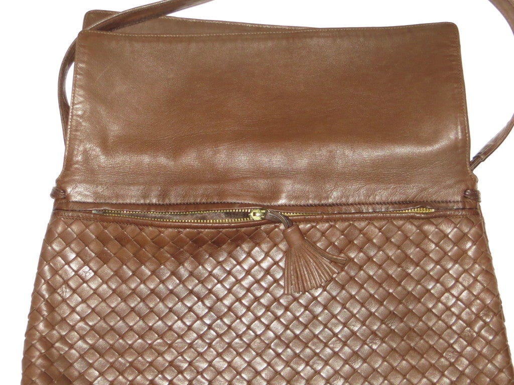Bottega Veneta Chocolate leather shoulder bag For Sale 1