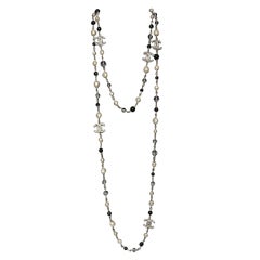 Vintage Chanel necklace Sautoir Pearls