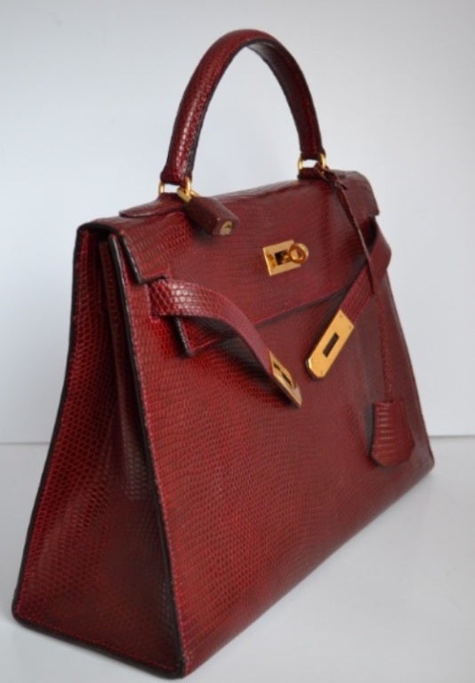 Hermes Kelly 32 Lizard Rouge H In Excellent Condition In Paris, FR