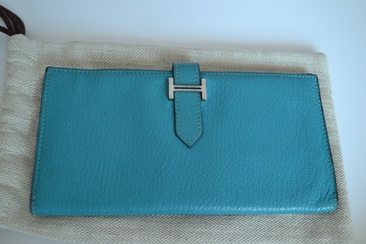 Hermes Bearn wallet Turquoise 
Good  condition
Stamp H
Turquoise goat and palladium hardware

Hermes Paris Made In France
Long interior zip pocket
4 long interior slip pockets
5 vertical credit card slots
Includes original