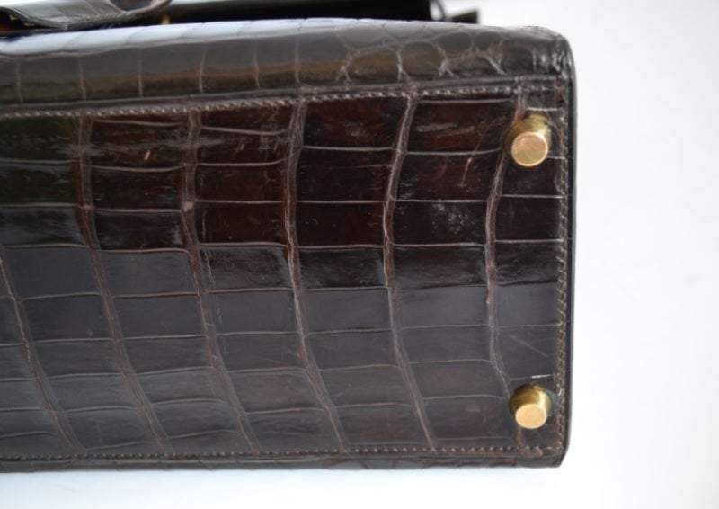 Hermes Kelly 32 handbag in Porosus crocodile with gold hardware 5