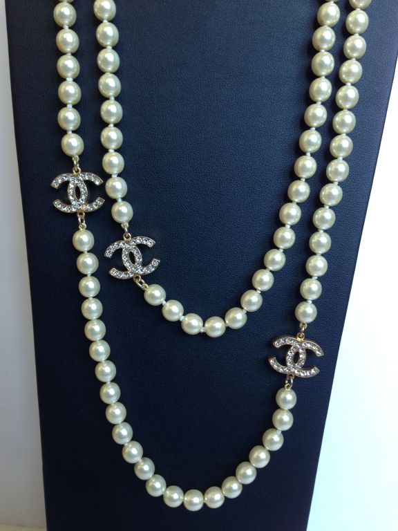 Women's Chanel Sautoir Pearls Multi-strand