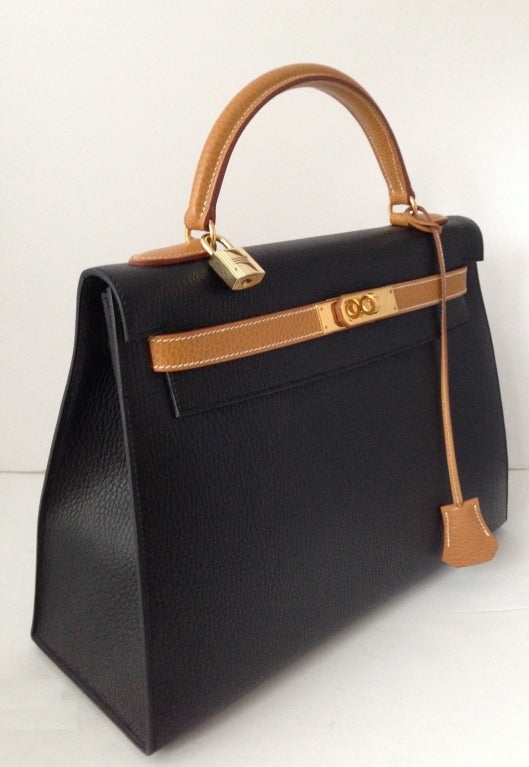 Hermès Kelly 32 Bicolore Sellier Ardennes In Excellent Condition In Paris, FR