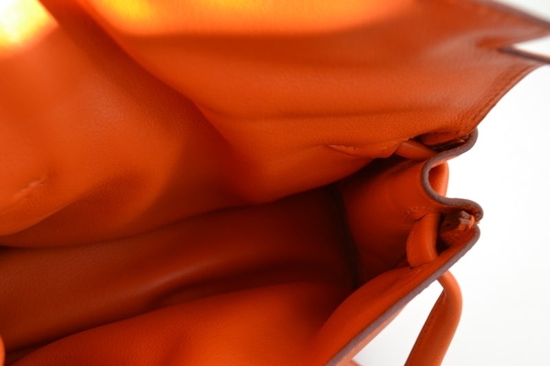 Hermes Kelly Idole (Kelly Doll) Gulliver Orange In Excellent Condition For Sale In Paris, FR