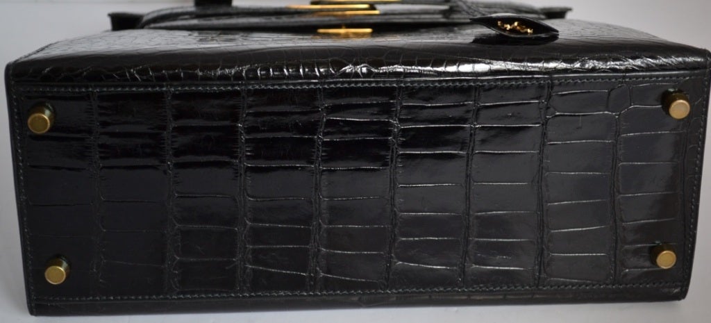 Hermes Kelly 28 crocodile Mississippi with gold hardware 3