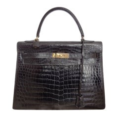 Vintage Hermes Kelly 32 handbag in Porosus crocodile with gold hardware
