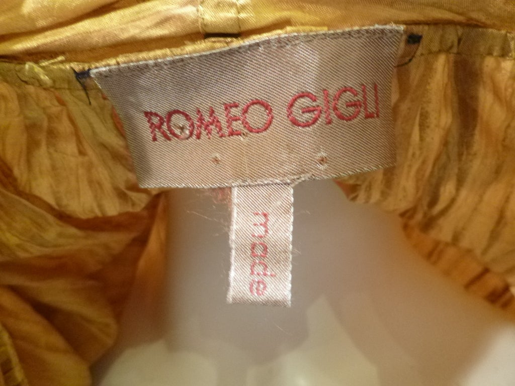 Amazing Vintage 1983 Romeo Gigli Pleated Silk Hooded Cape/Jacket For Sale 7