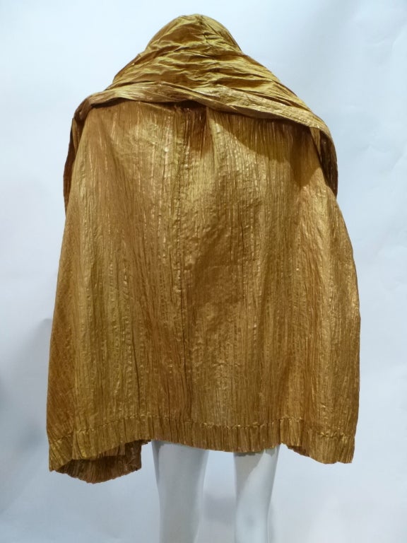 Amazing Vintage 1983 Romeo Gigli Pleated Silk Hooded Cape/Jacket For Sale 4