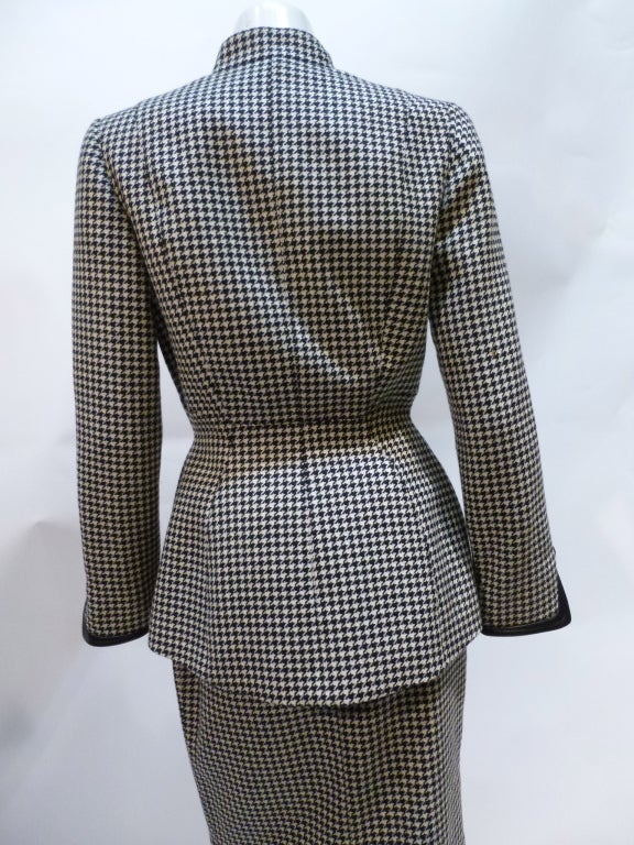 Sharp Thierry Mugler Wool Houndstooth Skirt Suit 1980s Vintage For Sale 1