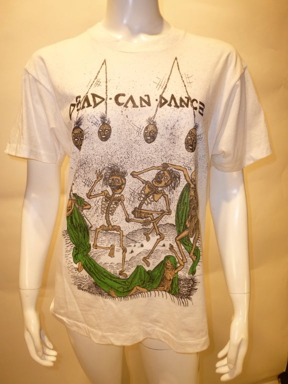 Vintage 1980s Dead Can Dance bootleg t-shirt on a Large Screen Stars Tee. This one was around in the late 1980s, but I don't think it was ever released by the band. 


Bust: 20.5