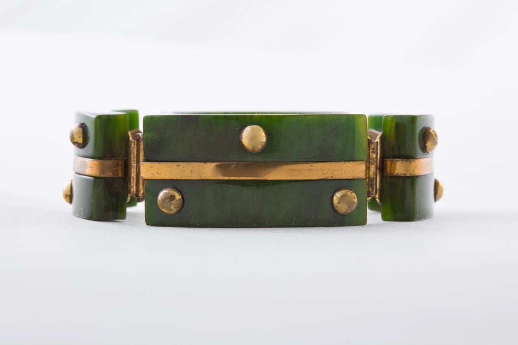 An Outstanding and Rare Art Deco Bakelite Demi Parure In Good Condition In New York, NY