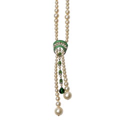 Stunning Art Deco Faux Pearl and Poured Glass Necklace