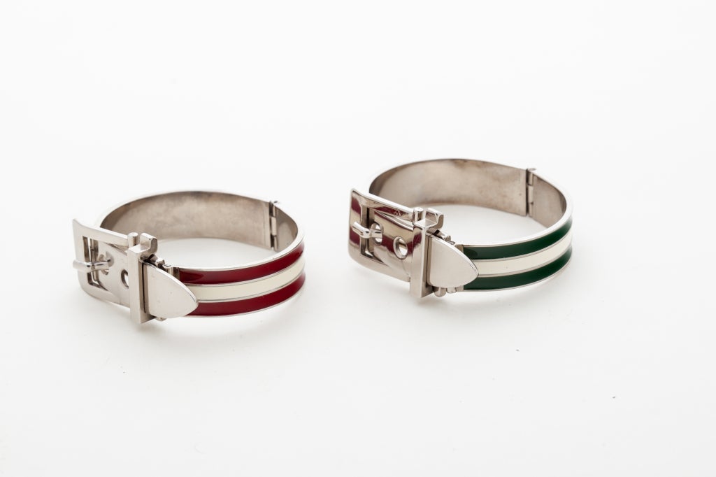 A Pair of Vintage Enamel Buckle Bangles, circa 1975 In Excellent Condition In New York, NY