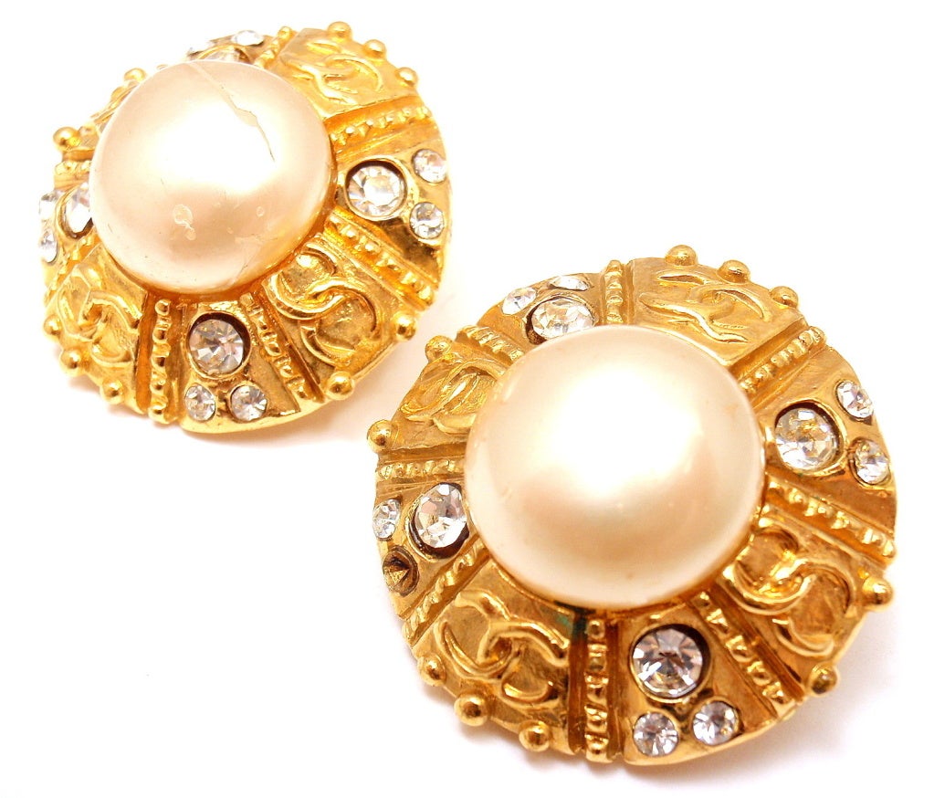CHANEL French Couture Collection Pearl Crystal Clip On Earrings 1