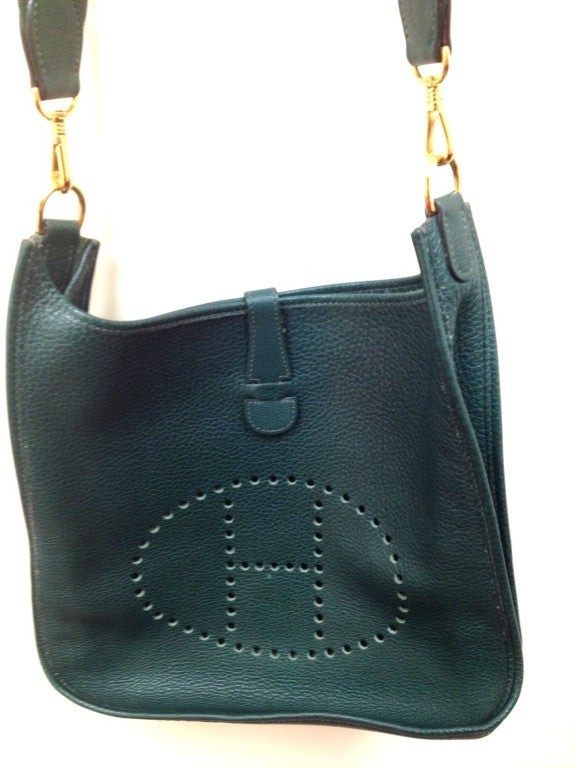 Women's HERMES Evelyne GM Vert Fonce Clemence Leather Shoulder Handbag