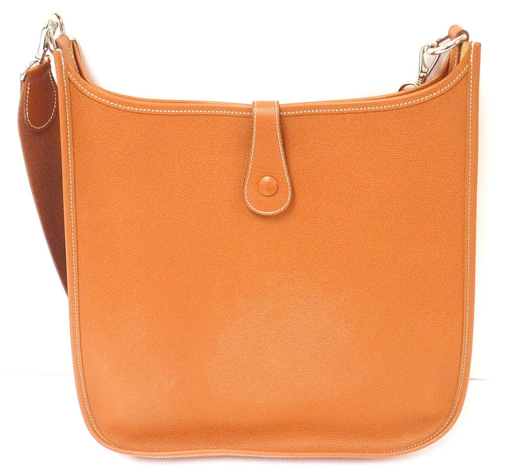 HERMES Evelyne GM Burnt Orange Epsom Leather SHW Shoulder Bag, 2004 In Good Condition In Holland, PA