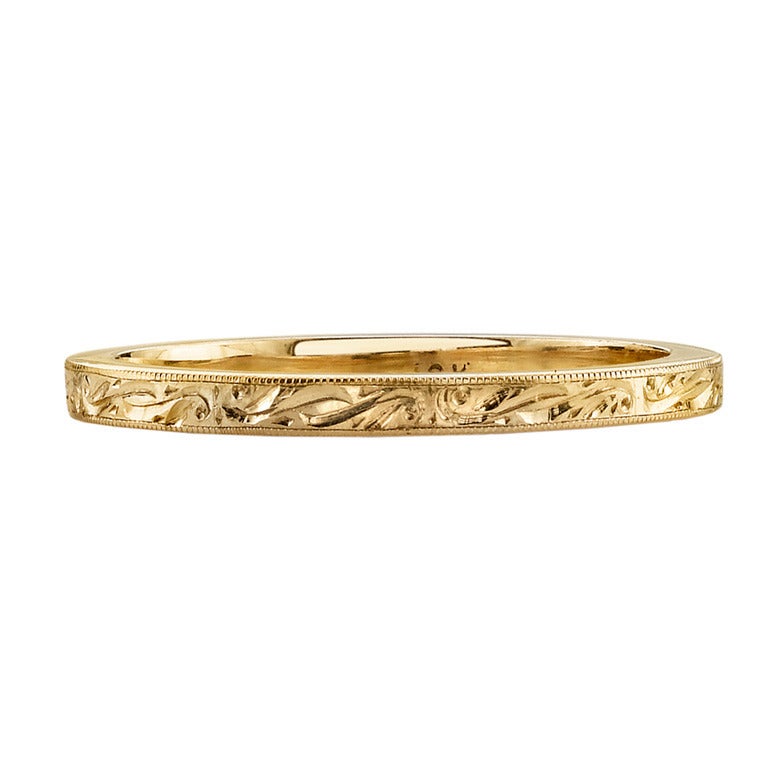 Handcrafted Hazel Engraved Band in 18K Gold by Single Stone For Sale