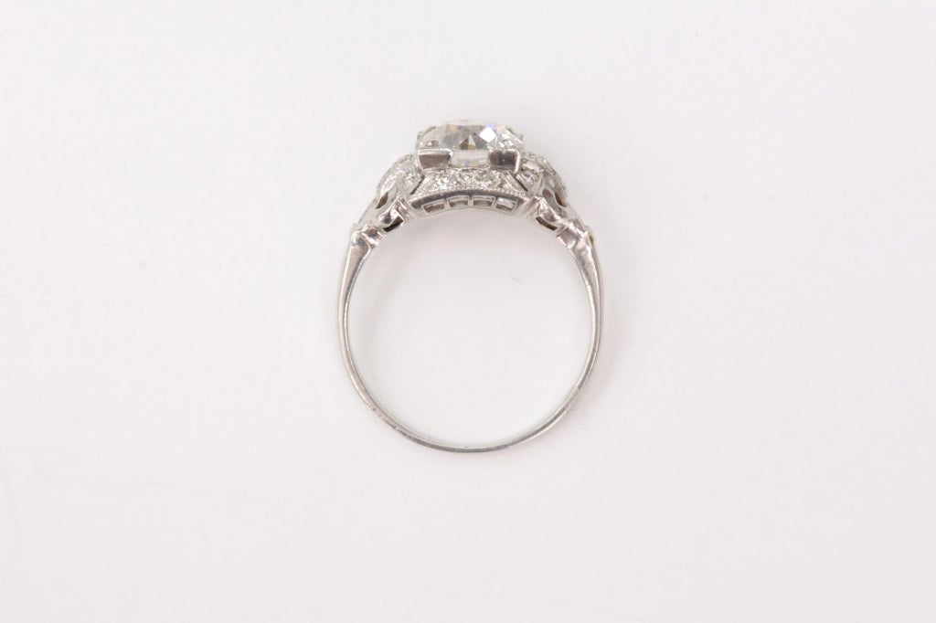 1930's Old European Cut Diamond Engagement Ring In Good Condition In Los Angeles, CA