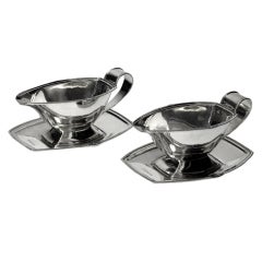 Pair of Art Deco English Silver Sauceboats and Stands, 1937
