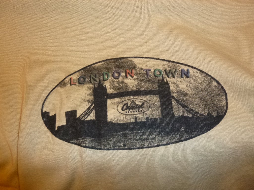 Vintage Wings Tee Shirt from 1978 London Town Cream For Sale 1