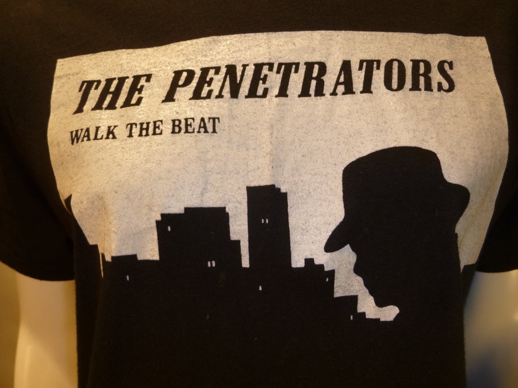 Women's or Men's Penetrators Tee Shirt 1980 Walk The Beat EP Vintage For Sale