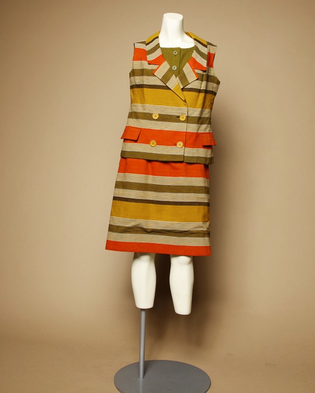 Vintage 1960s 60s Nina Ricci Mod 2-Piece Set Linen Dress + Vest Ensemble In Excellent Condition In Sparks, NV