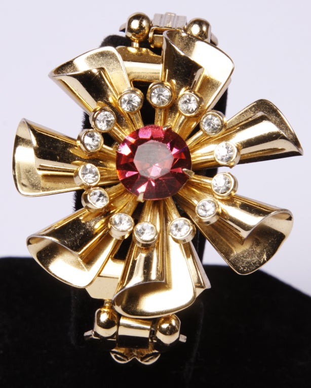 Vintage 1940's Signed Coro/ Pegasus Rhinestone Flower Bracelet