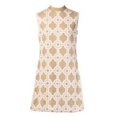 Pierre Balmain Vintage 1960er Jahre Geometrisches Metallic-Gold-Etuikleid
