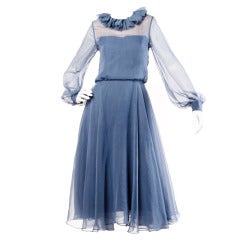 Richilene for Elizabeth Arden Vestido midi de seda transparente azul años 70
