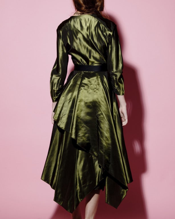Vintage 40er Jahre schillernde Olive Seide Taft asymmetrische Kleid Damen