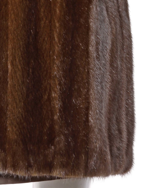 Luxurious Mink Fur Coat with a Vintage Pop Up Collar in Dark Brown- 70s 1970s 1