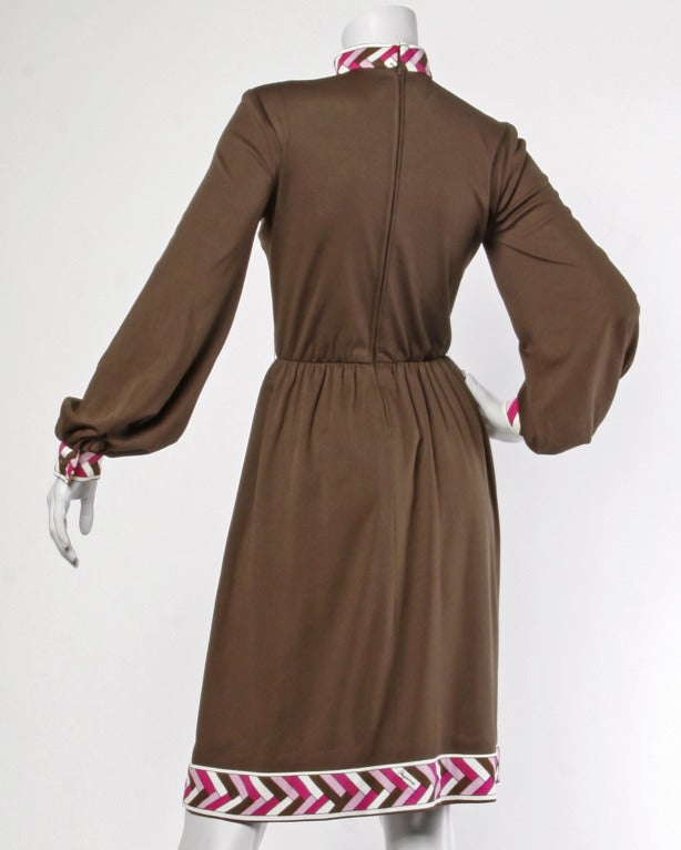 Women's Signed Paganne Vintage 1970s 70s Border Print Jersey Knit Shirt Dress