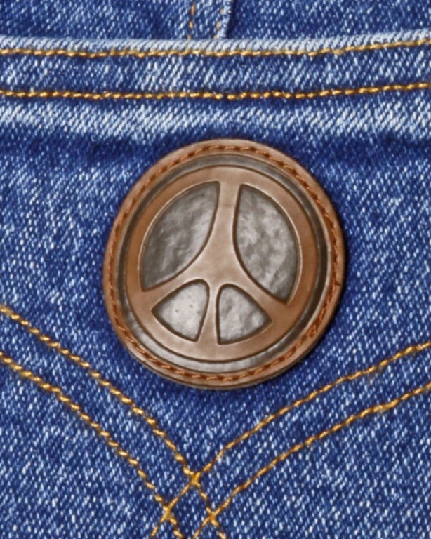 Moschino Jeans Denim + Cuir Peace Sign Lace Up Bandage Pencil Skirt 90s 1990s Excellent état à Sparks, NV