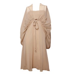 Jahrgang 1970 Travilla Nude Chiffon Cocoon Kleid