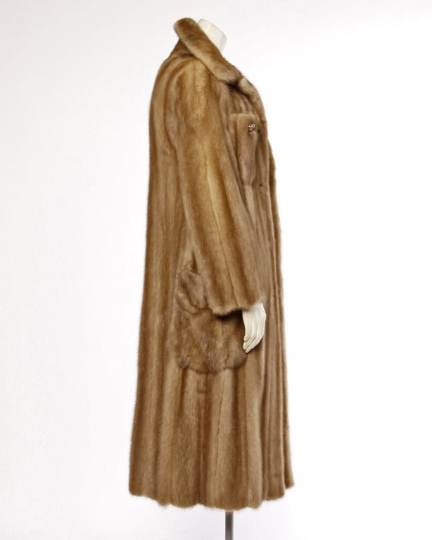 Geoffrey Beene Vintage 1970s 70s Mink Fur Coat with Leather Belt 2