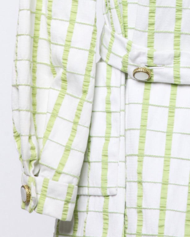 Elinor Simmons for Malcolm Starr Vintage 1960s Green + White Textured Plaid Coat In Excellent Condition In Sparks, NV