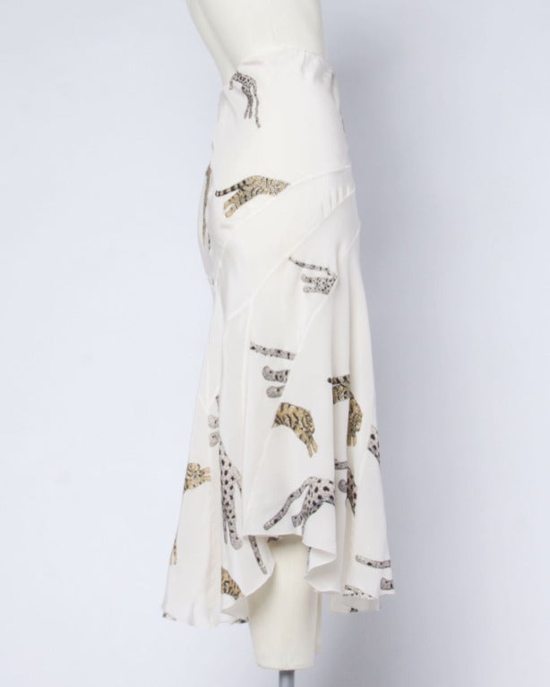 Roberto Cavalli Hand-Painted Leopards + Tigers Metallic White Silk Skirt In Excellent Condition In Sparks, NV