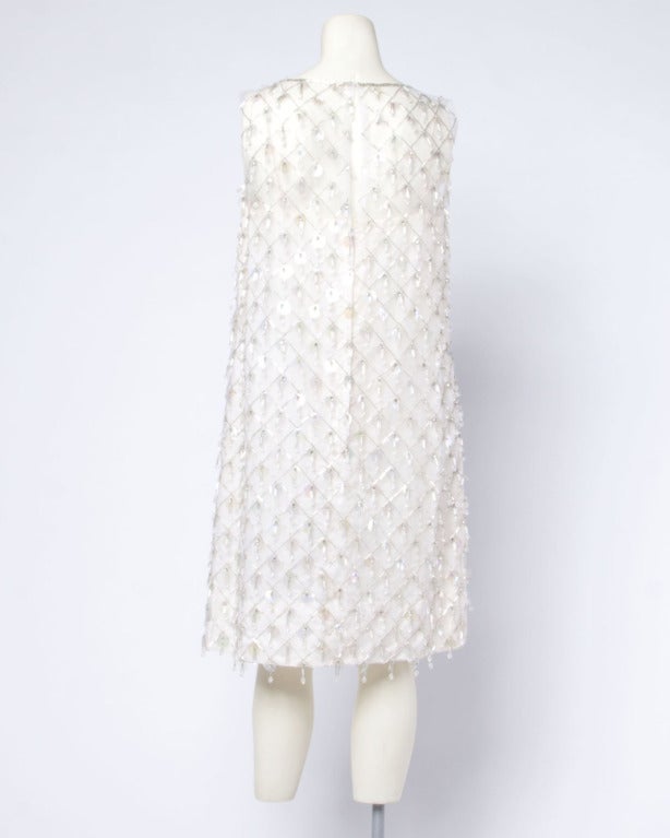 Vintage 1960s 60s White Silk Silver Beaded Fringe Sequin Paillettes Shift Dress In Good Condition In Sparks, NV
