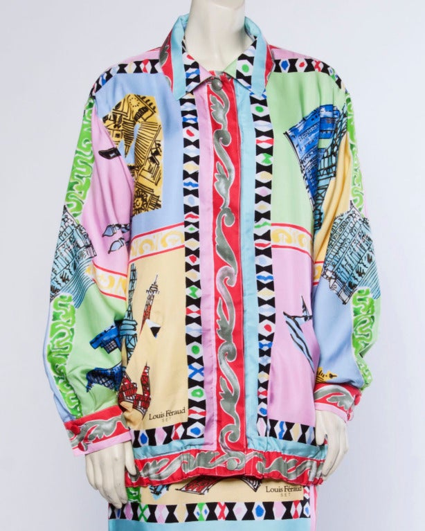 Ensemble de tailleur jupe et veste vintage Louis Feraud en soie imprimée écharpe (années 1990) Excellent état - En vente à Sparks, NV