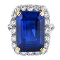 VAN CLEEF 
ARPELS Important  Sapphire and Diamond Ring