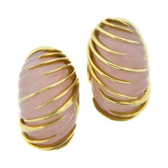 VAN CLEEF & ARPELS Rose Quartz and Gold Earrings