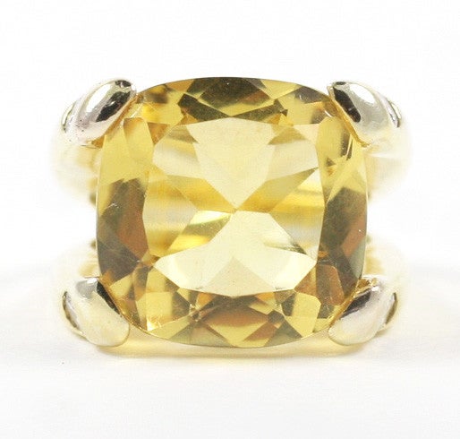 Taille coussin Bague en or avec diamants et citrine taille coussin en vente