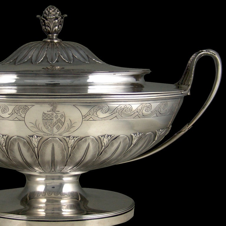 Georgian Antique silver superb George III neo-classic soup tureen For Sale