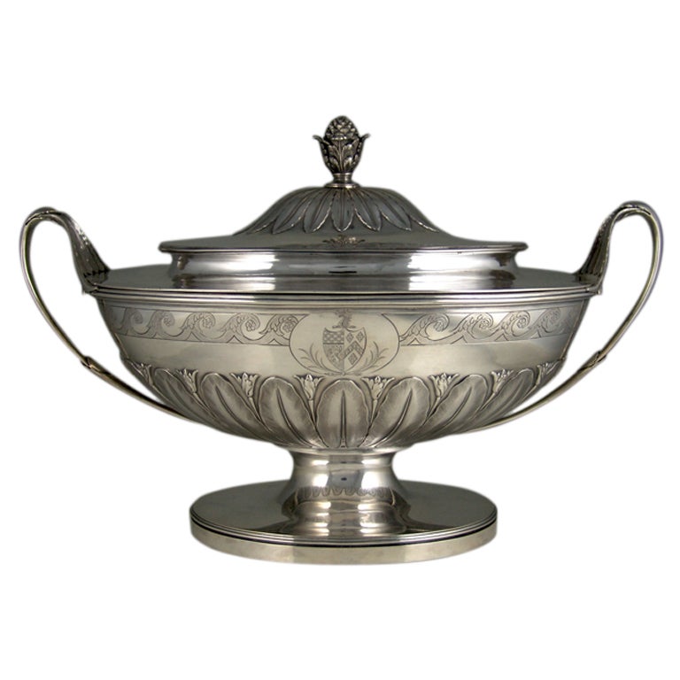 Antique silver superb George III neo-classic soup tureen For Sale