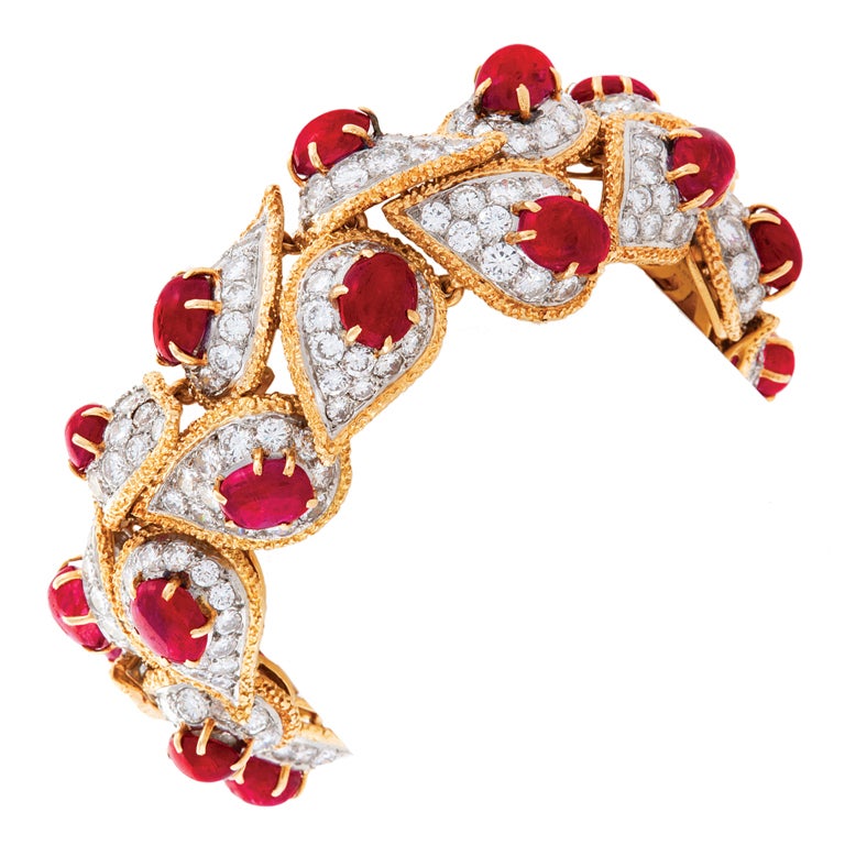 VAN CLEEF and ARPELS The Barbara Hutton Diamond Ruby Bracelet For Sale at  1stDibs | barbara hutton jewelry, barbara hutton jewels, barbara hutton  schmuck