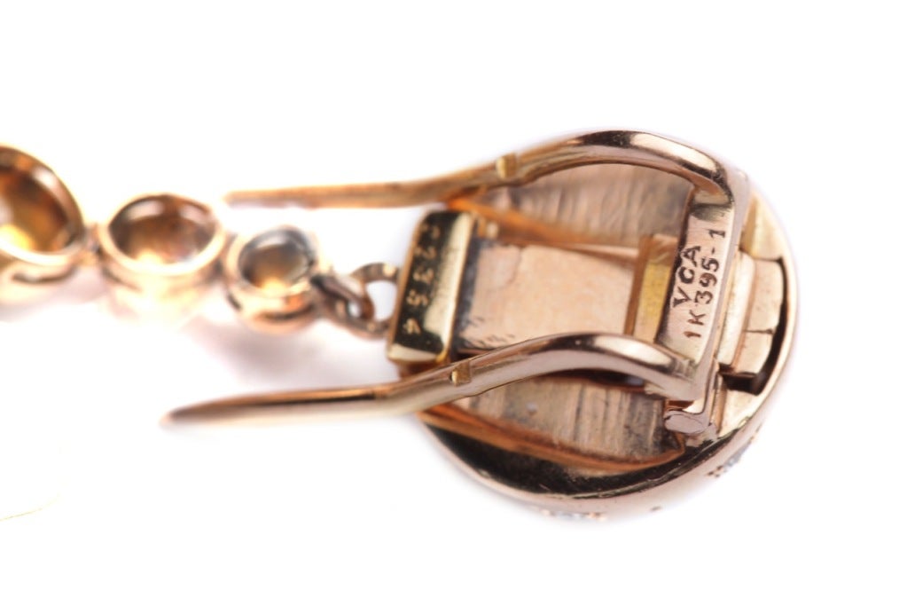 Round Cut Van Cleef & Arpels Rose Gold Ball-Form Pin Watch For Sale