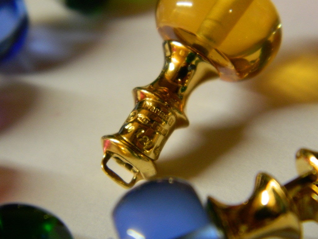 A colourful necklace and bracelet manufactured by Marina B during the 1980s, presenting multi-colour russian quartzes on an 18kt yellow gold mounting.