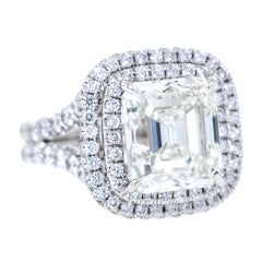 Exquisite 5.02-Carat Square Emerald-Cut Diamond Ring