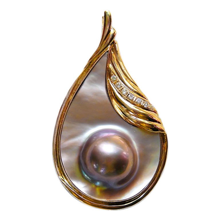 Estate Black Tahitian Mabe Pearl 
Diamond Pendant